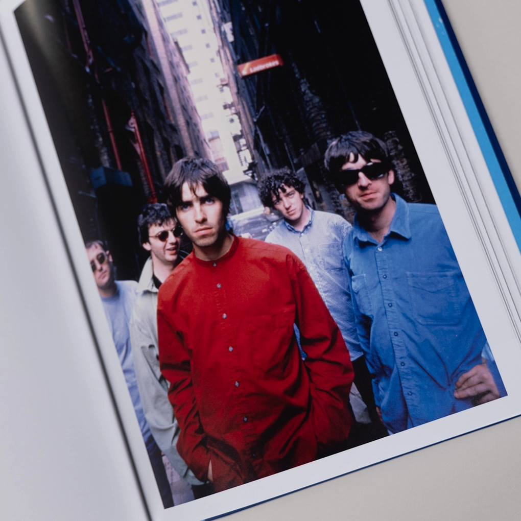 Photographs of Oasis